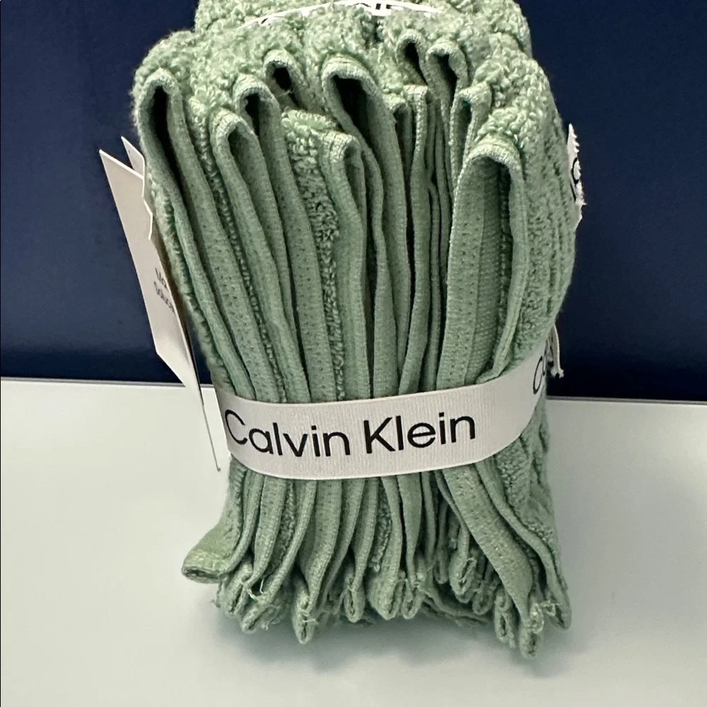 NWT Calvin Klein 6 Piece Wash Cloth Set